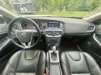 VOLVO V40 CROSS COUNTRY 2.5 T5 187KW 4x4 SUMMUM-AUTOMAT-ACC - 8