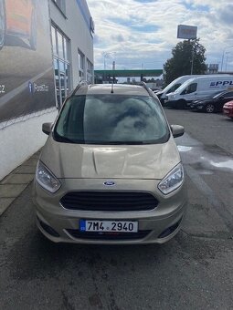 Tourneo Courier Titanium 1.0 benzín/100k, Winter sada, 8 kol - 8