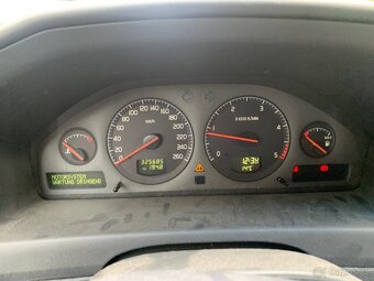 VOLVO V 70 diesel, - 8