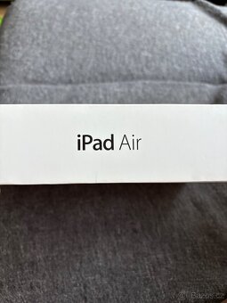 Apple iPad Air - 8