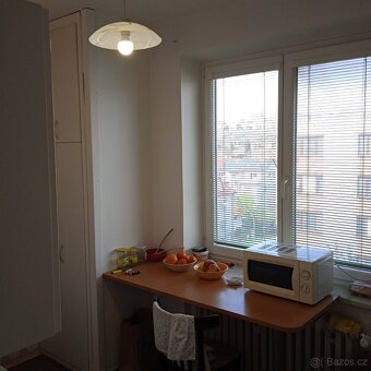Prodám cihlový byt 2+1 s balkonem v centu Zlína a garáží. - 8