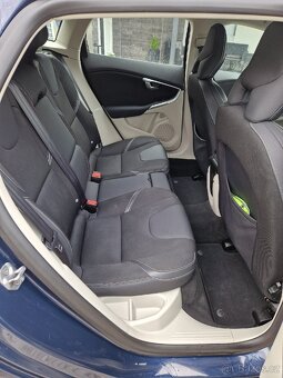 Volvo V40 - 8