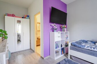 Rodinný dům s dvougaráží, vhodné jako dvougenerační bydlení, - 8