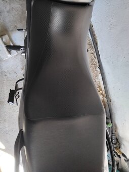 Suzuki DL 650 a - 8