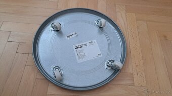3ks stojan na kytky Ikea, 2x kovový, 1ks dřevěný, cena spolu - 8
