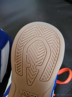 Dětská sálová obuv Adidas Predator vel. 34 - 8