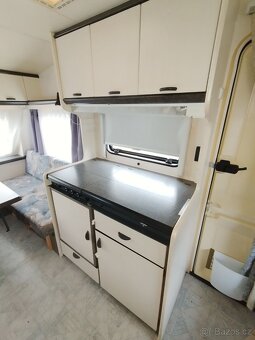 HOBBY č.1051. Pro 3-4. Palanda. WC. Topení.Stan - 8