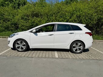 HYUNDAI i30 - 8