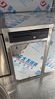 Foodtruck airstream - 8