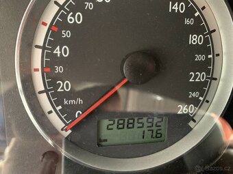 Volkswagen Golf Variant 1.9 TDI 74kW r.v.2005 - 8