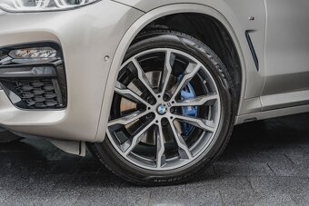BMW X3 M40i-HUD-H&K-LED-Tažné-CZ-R20 - 8