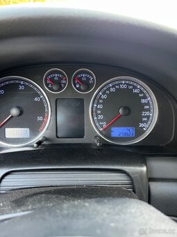 Volkswagen Passat 1.9TDI- 4MOTION,2004,Highline - 8