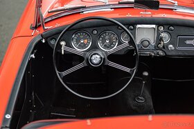 MGA Roadster 1600 - 8
