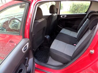 Peugeot 307 1.6i 16V - 8
