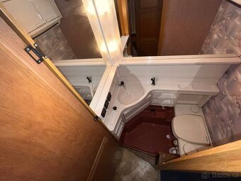 Karavan obytný přívěs Hobby de luxe - 8
