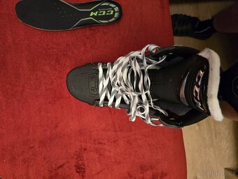 Brusle CCM Ribcor 90K - 8