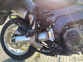 Aprilia Caponord - 8