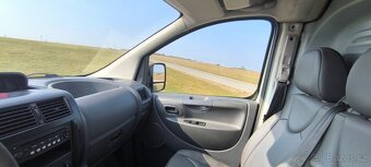 Peugeot Expert - 8