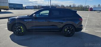 VW TOUAREG 4.0.TDI V8 R-line - 8