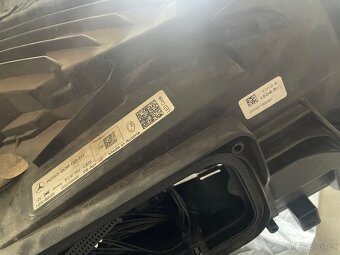 Levé přední světlo Mercedes Benz GLC250d - 8