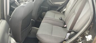 TOYOTA RAV4 2.0 D4D 2005 4x4 - 8