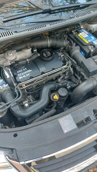 Vw Touran 1t2 1.9tdi 96kw - 8
