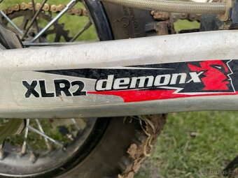 Stomp Demon X XLR 2 - 8