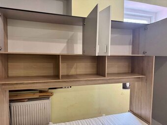 Dětský pokoj jednolůžko s přistýlkou se skříněmi viz foto - 8