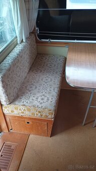 Karavan Tabbert 460 s před stanem - 8