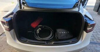Tesla 3 SR Refresh nova Akku - 8