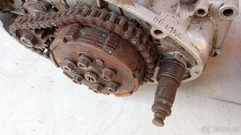 ČZ 125 C r.v. 1950 plus sedlo a motor navíc - 8