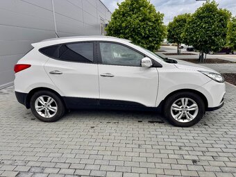 Hyundai IX35 1.6 GDi TRIKOLOR PLUS koup.ČR - 8