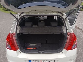 Suzuki Swift - 8