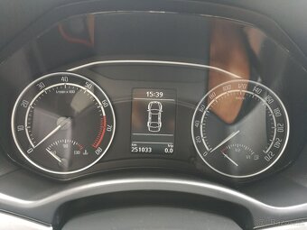 Škoda Octavia RS FL kombi 2.0 TSI (CCZA) 147kW - 8