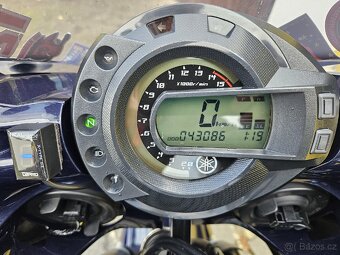 Yamaha Fazer 600 - 8