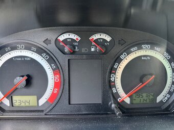 Fabia 1.9 TDi RS - 8