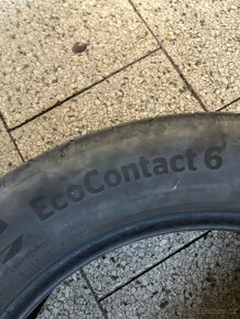 215/55/17 sada letních pneu prodám - 8