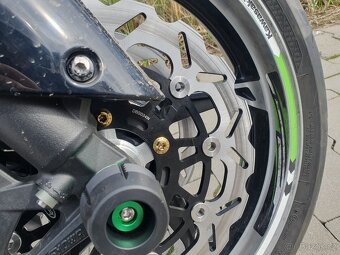 Kawasaki Z1000 2011 - 8