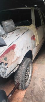 Fiat Uno MK1 - 8