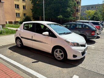 Toyota Yaris 1.3i 1.majitel koupeno v ČR - 8
