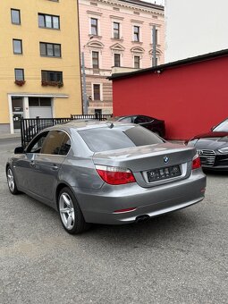 BMW Řada 5, E60 523i Ojeté, 5/2008, 234100 km 129000 Kč Serv - 8