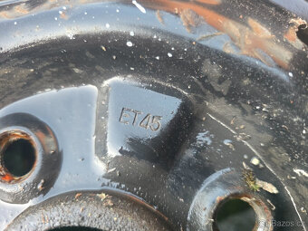 Prodám zánovní zimní sadu Barum 155/70/13 - 8