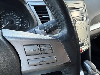 Subaru Legacy 2.5i LPG 2011 - 8