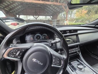 Jaguar XF 25D 2.0 2018 - 8