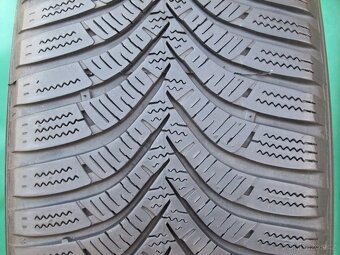 4x 195/55R16 91H zimní pneu Hankook 6MM DOT2021:Cena za sadu - 8