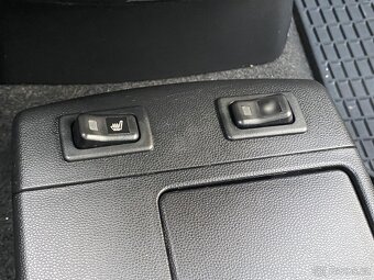 Mazda 5 1.8 i , 85 kW benzín, 2010 - 8