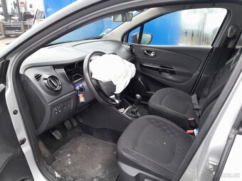 Renault Captur 1.5 DCI-8V TURBO - 8