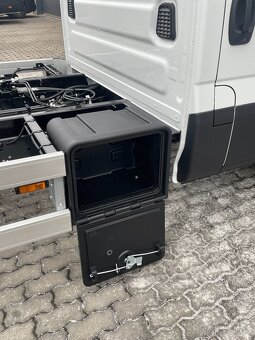IVECO DAILY 50C16HZ MY24 nosič kontejnerů CTS 3t - 8