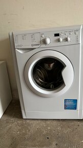 PRODÀM TŘI PRAČKY-ELEKTROLUX- GORENJE 7KG-INDESIT-5KG-PRADL - 8