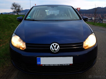 VW Golf 6 ▪ 1.6 75 kW ▪ Climatronic ▪ výhřev ▪ 2 sady kol ▪ - 8